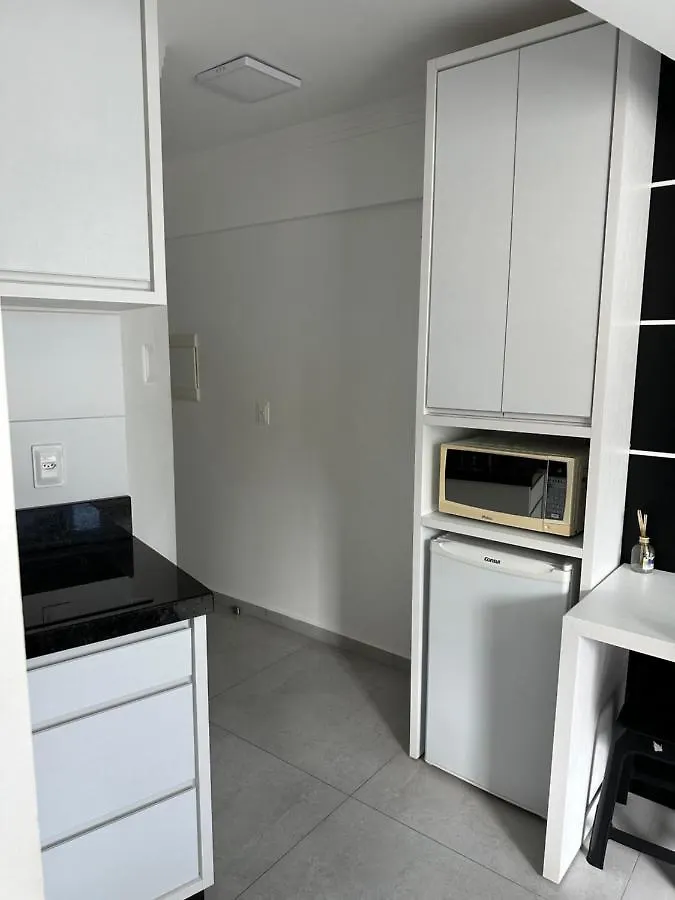 Kitnet Em Predio Com Vista Mar Apartment Balneario Camboriu